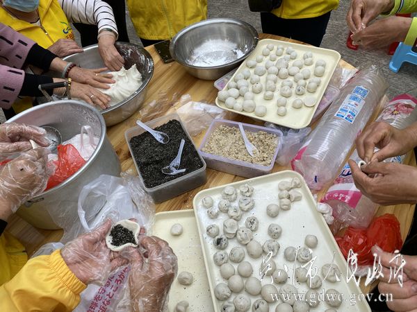 敬老图片5.jpg