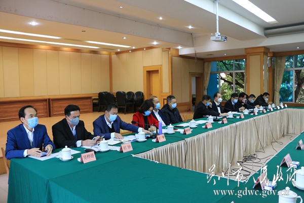 2-我市召开市委常委（扩大）会议部署肺炎疫情防控工作IMG_7736.JPG
