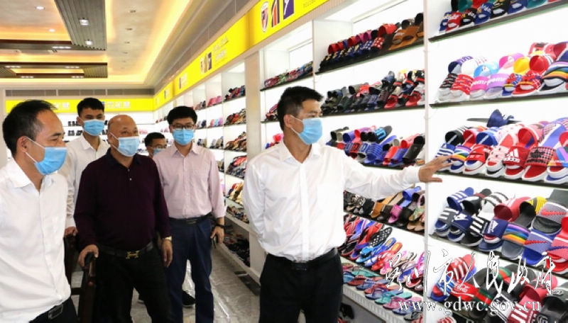 4-陈恩才调研工业和商贸服务业发展状况IMG_8384.JPG