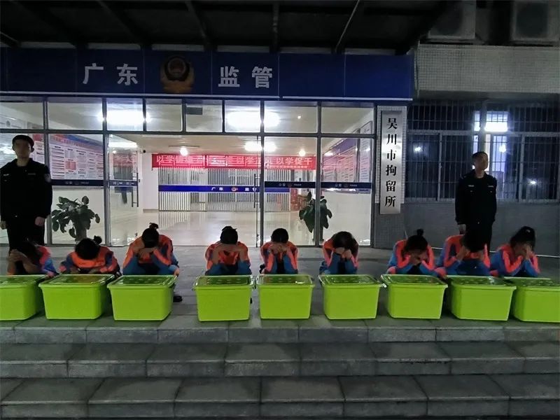 1.jpg