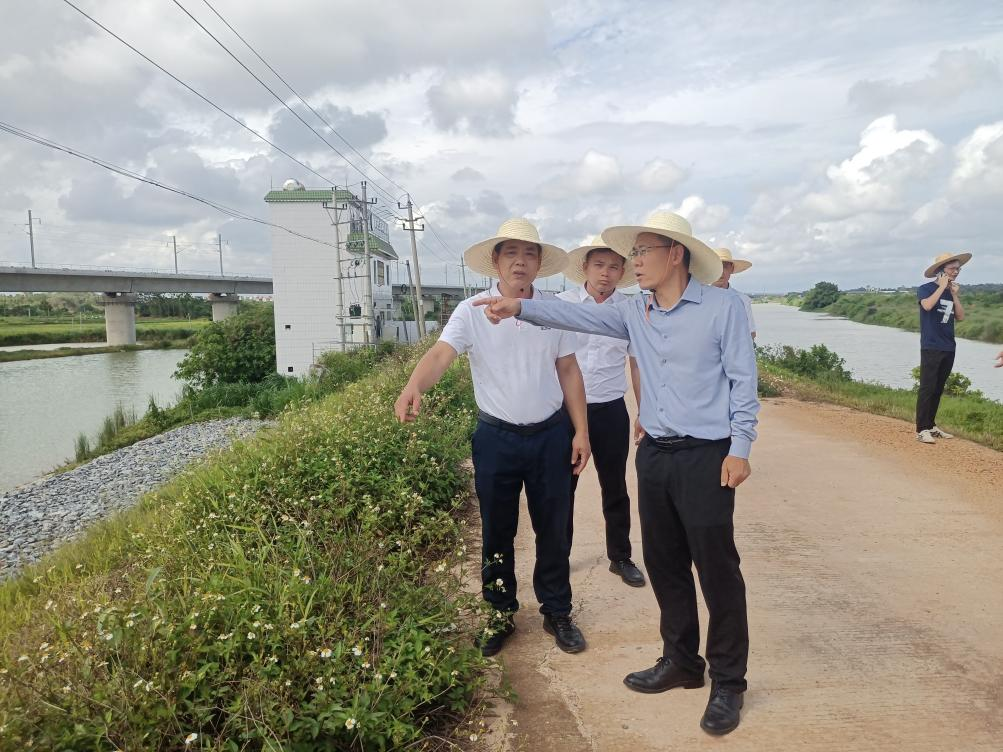 市委常委、常务副市长柯造率队调研督导三防工作