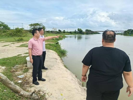 博铺街道：逆风前行，全力迎战台风“桦加沙”